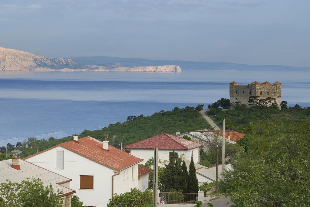 Guest House Adria Senj  Eksteriør billede