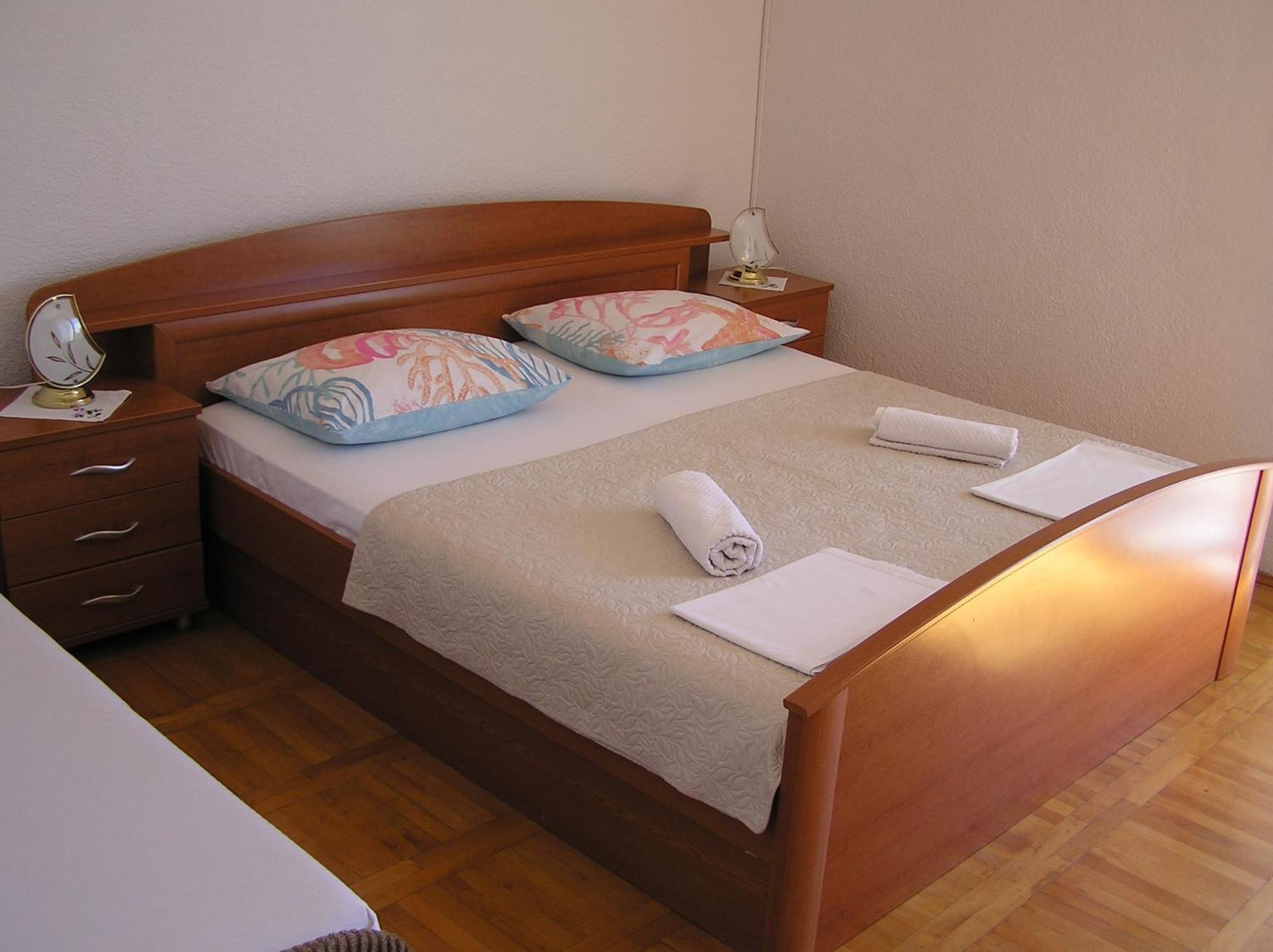 Guest House Adria Senj  Eksteriør billede