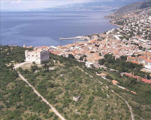 Guest House Adria Senj  Eksteriør billede