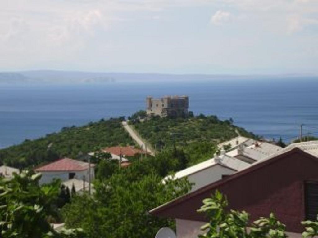 Guest House Adria Senj  Eksteriør billede